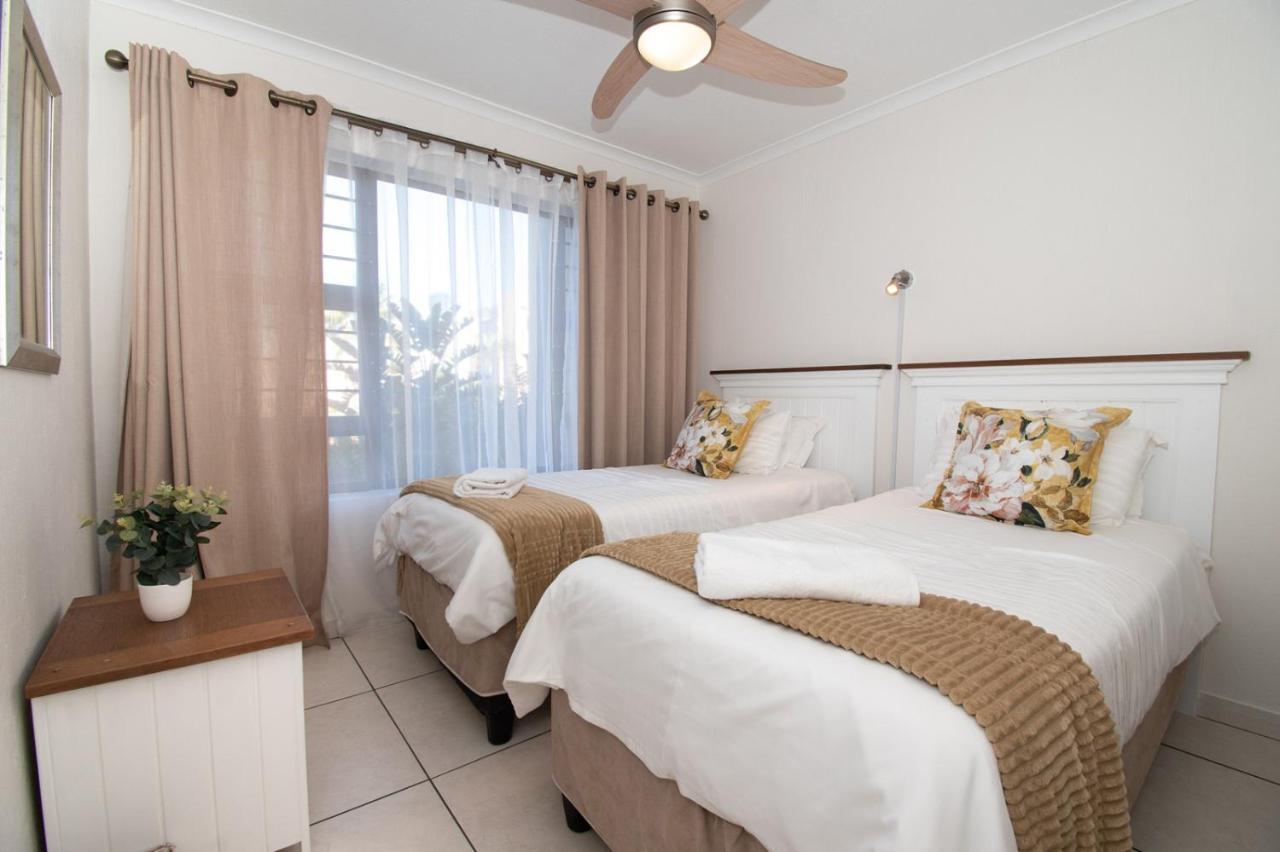 7 The Shades Umhlanga Rocks Διαμέρισμα Ντούρμπαν Εξωτερικό φωτογραφία